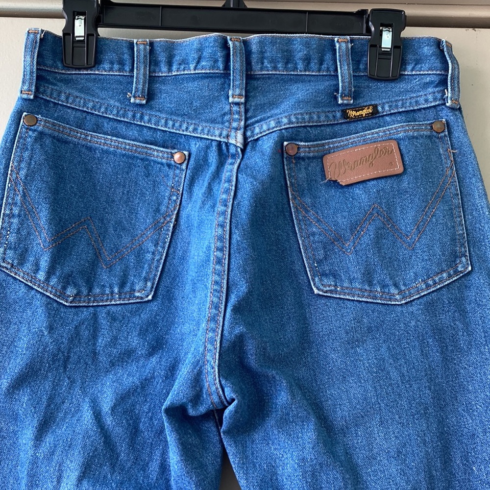 Vintage Wrangler High Waisted Jeans 30x33 TALL inseam